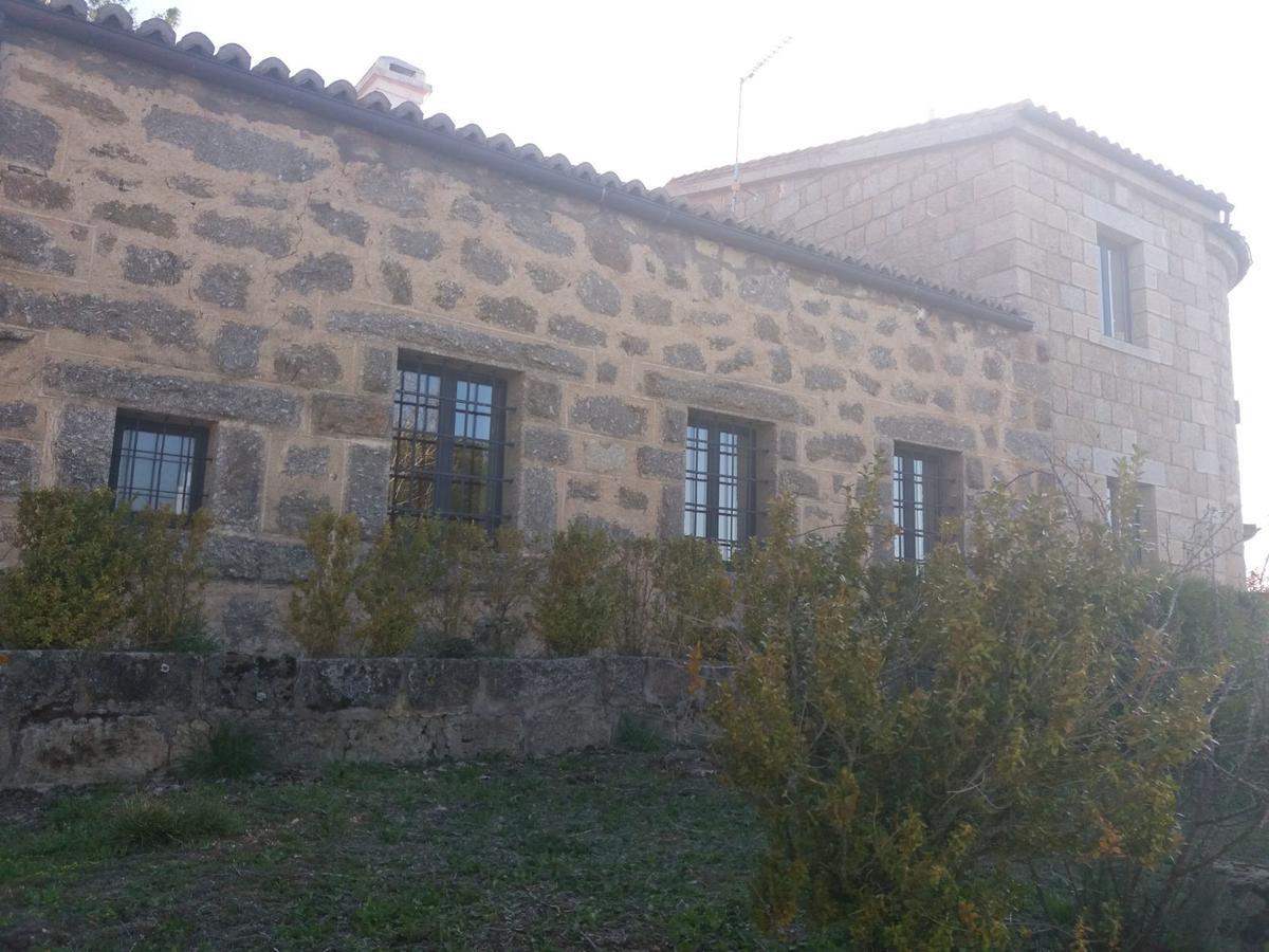 Casa Rural De Benjamin Palencia Villafranca de la Sierra Eksteriør billede