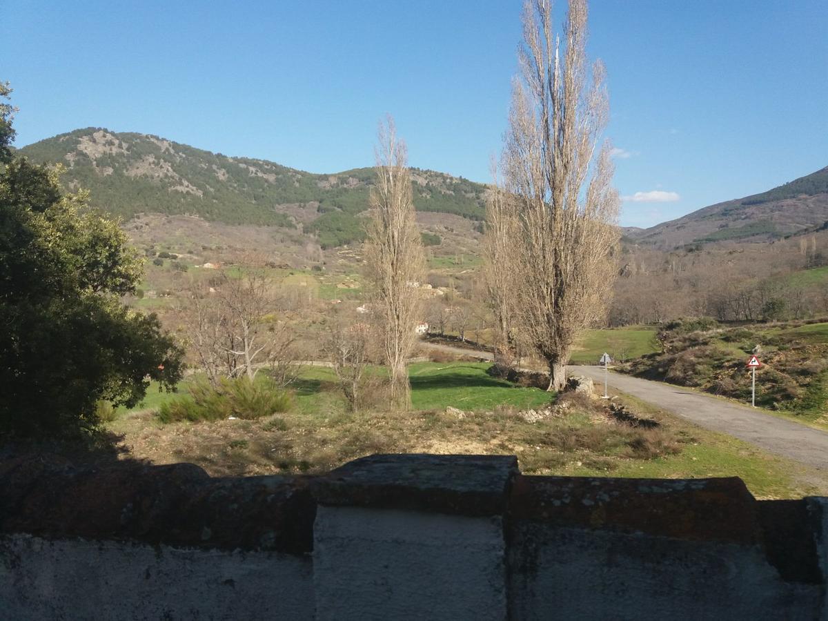 Casa Rural De Benjamin Palencia Villafranca de la Sierra Eksteriør billede
